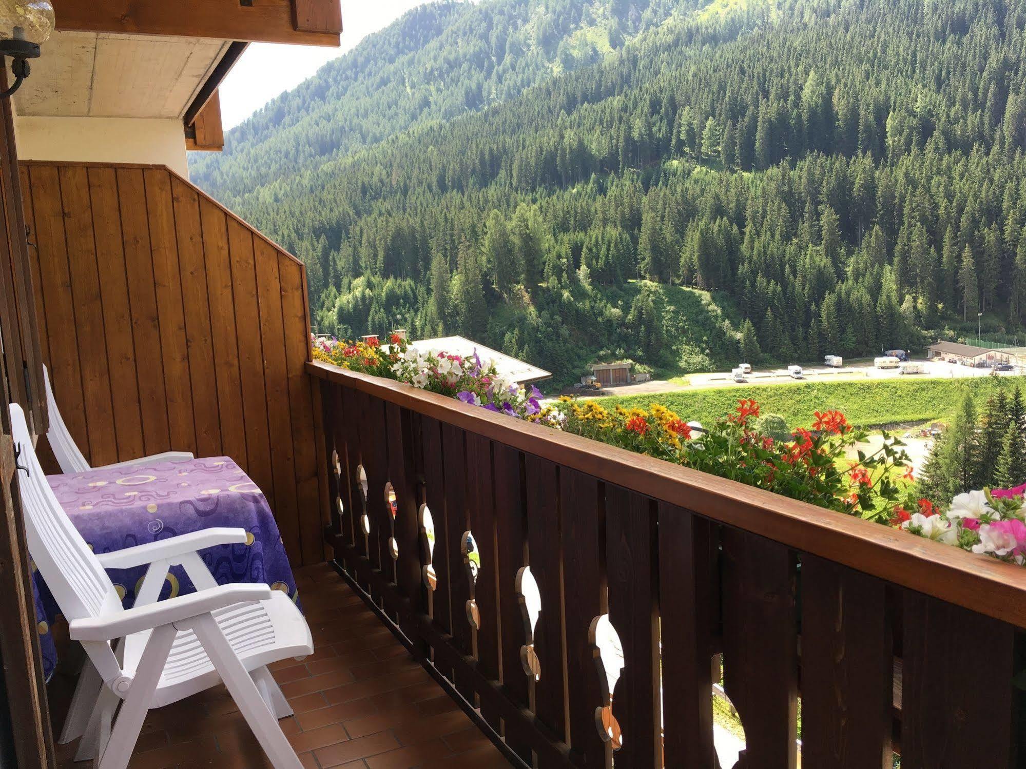 Garni Astor Hotel Арабба Екстериор снимка
