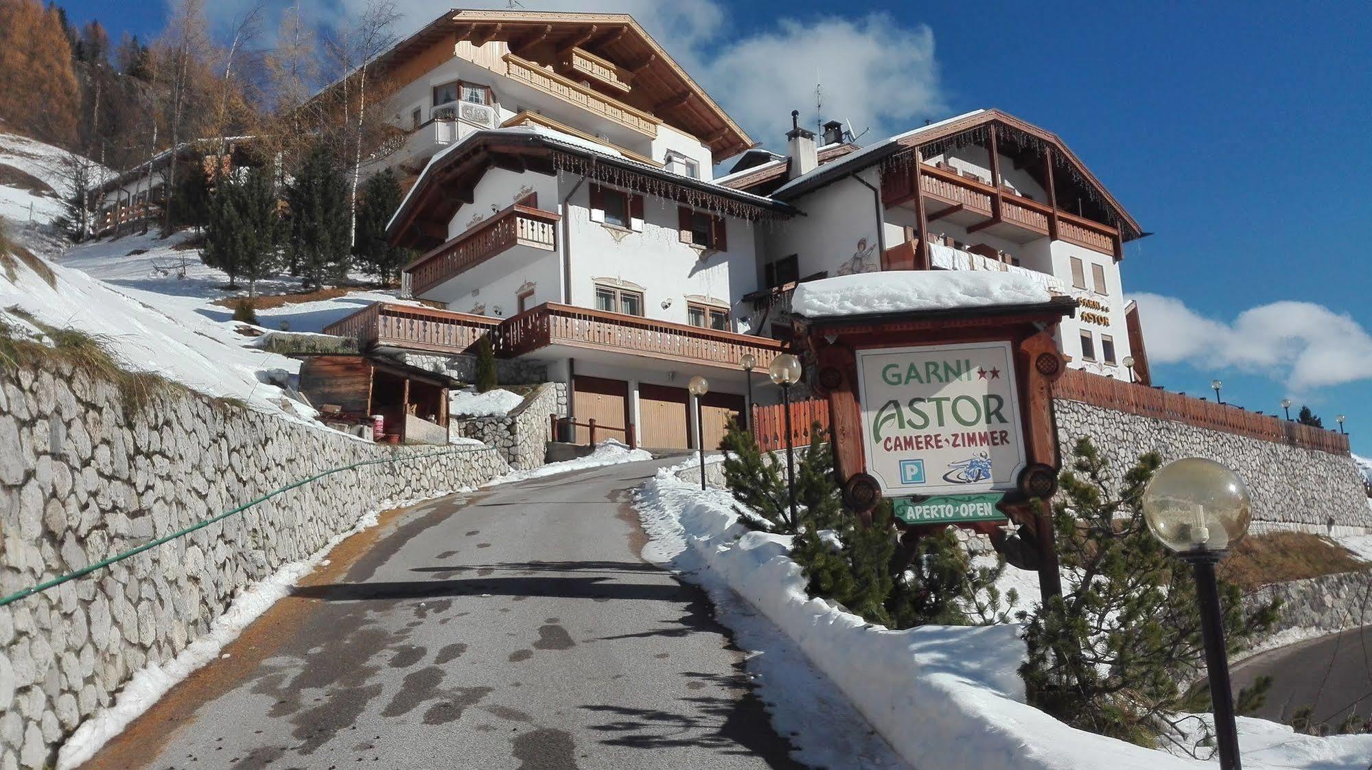 Garni Astor Hotel Арабба Екстериор снимка